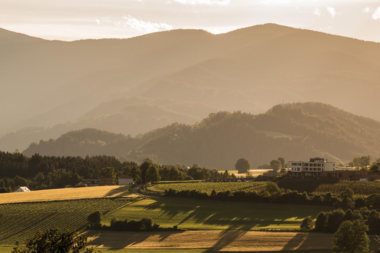 Trippelgut - Schlafgut Feldkirchen in Kärnten Exterior foto